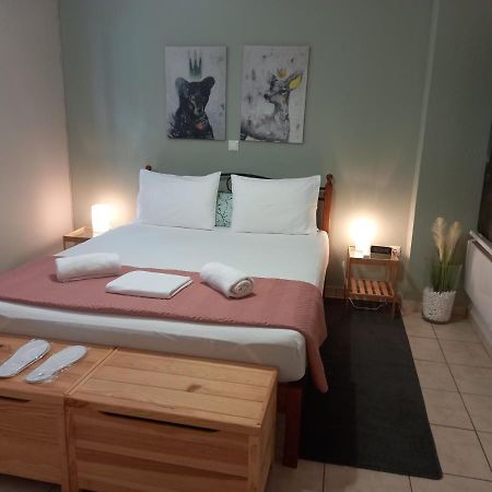 דירות קורופיון Helen'S Welcoming & Cozy Flat מראה חיצוני תמונה