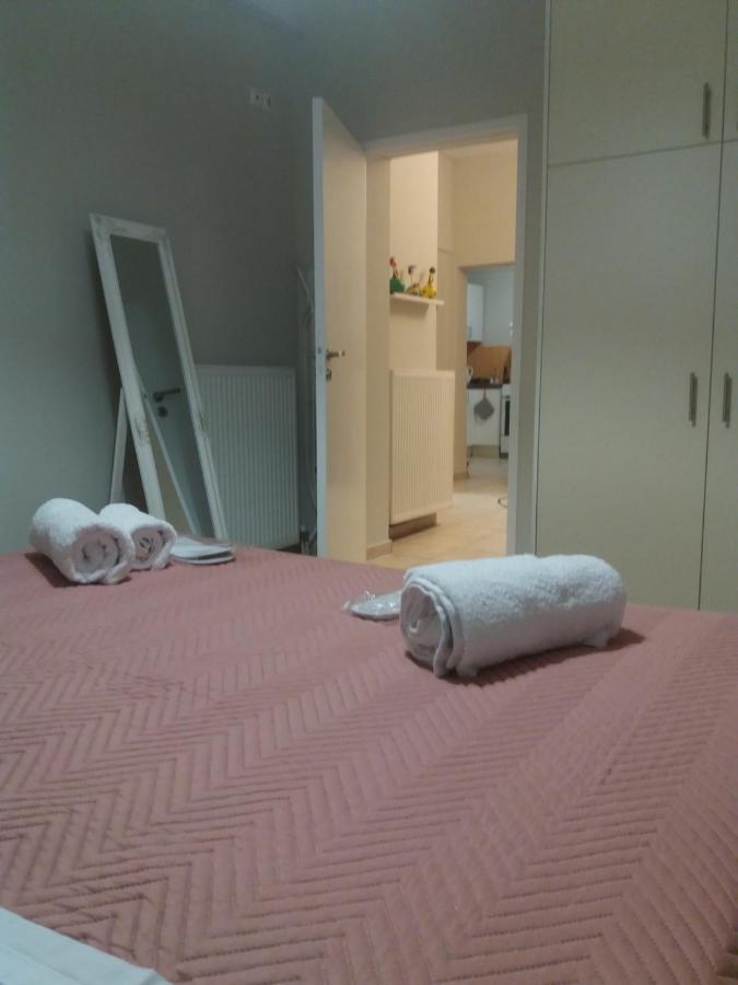 דירות קורופיון Helen'S Welcoming & Cozy Flat מראה חיצוני תמונה
